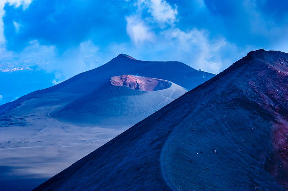 The moonscape of Etna